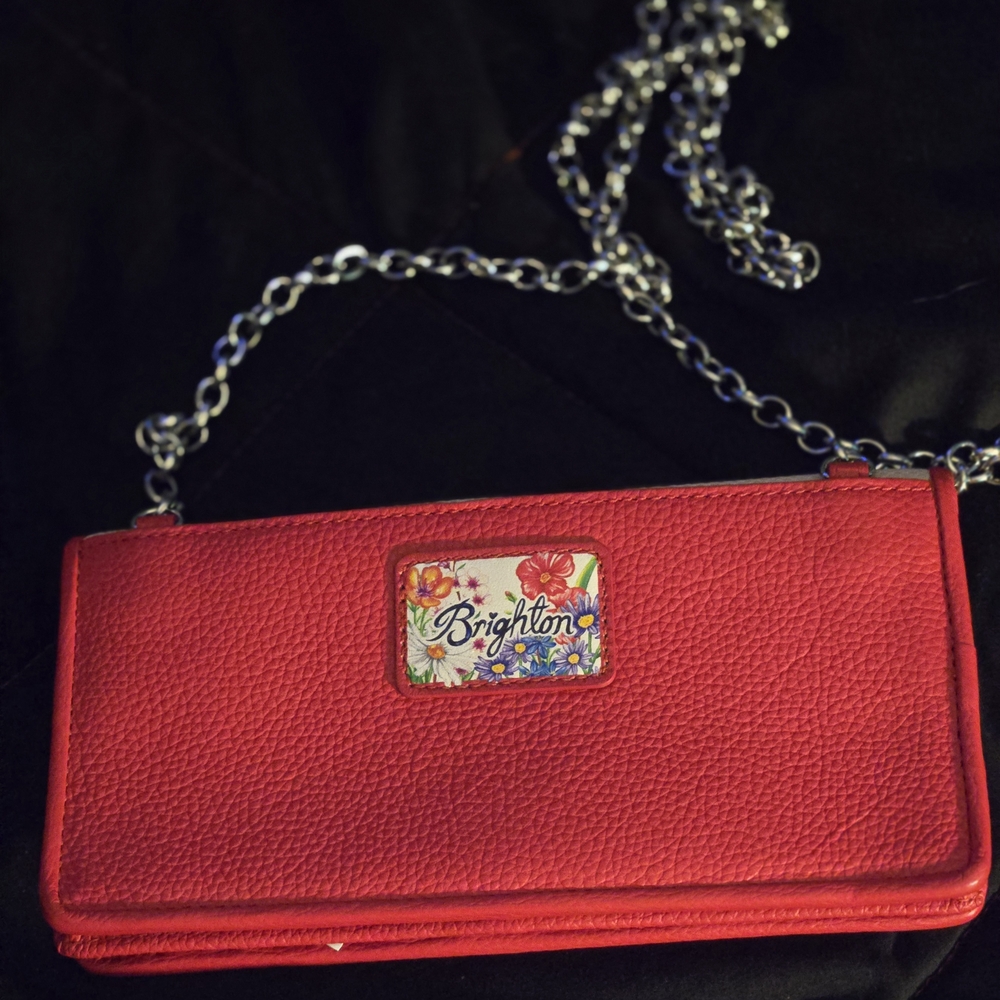 Brighton Sydney Embroidered Red Wallet Original New - Picture 5 of 6